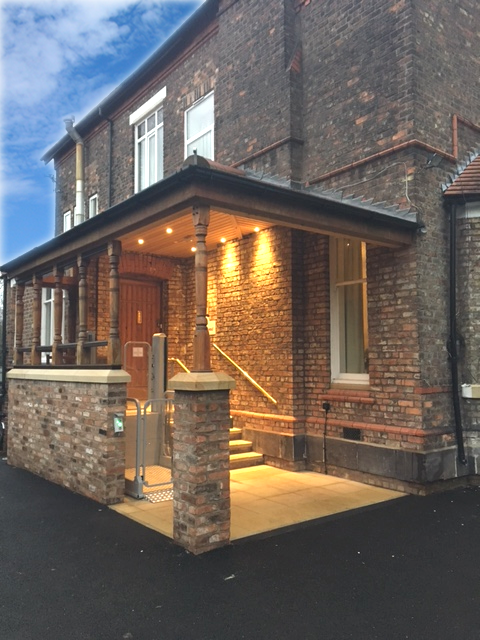 Care Home - Heathfield Care Home Grappenhall New Entrance